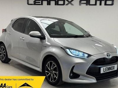 Used Toyota Yaris Hybrid Design 2020