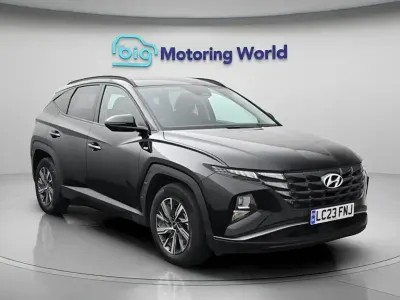 Używany Hyundai Tucson SE 150 KM (110 kW) 2023 Czarny SUV
