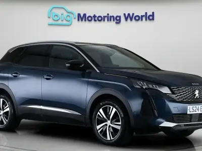 Second-hand Peugeot 3008 Allure 131 CP (96 kW) 2023 Albastru SUV