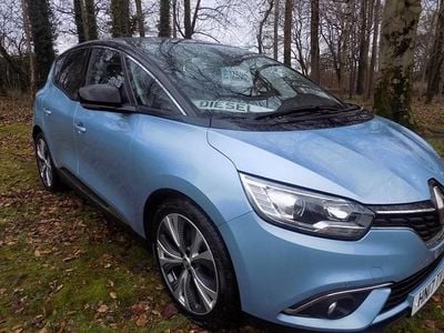 Used Renault Scénic IV Dynamique 2017 Blue MPV