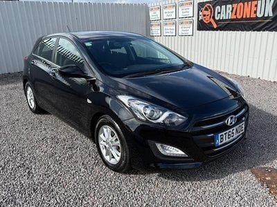 Black Used 2015 Hyundai i30 SE Hatchback | £6,299 (Fair price)