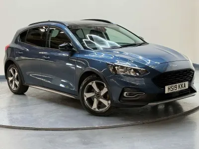 Used Ford Focus Active 125 HP (91 kW) 2019 Blue Hatchback