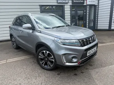 Käytetty Suzuki Vitara SZ5 2024 Harmaa Katumaasturi