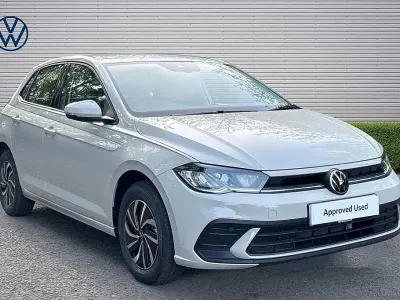 New VW Polo Life 95 HP (69 kW) 2025 Deep black pearl Hatchback