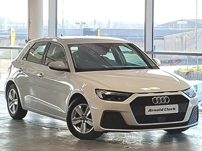 Used Audi A1 Design 116 HP (85 kW) 2019 White SUV