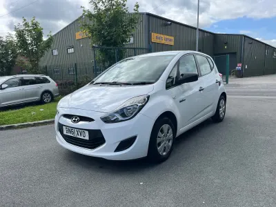 Used Hyundai ix20 Classic 2011 White Hatchback