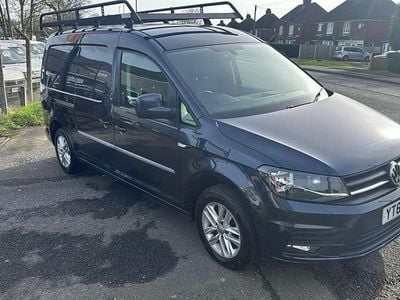 Used VW Caddy Maxi Highline 102 HP (75 kW) 2018 Blue MPV