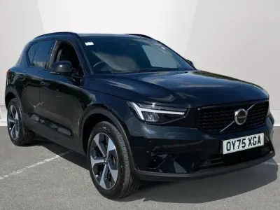 Used Volvo XC40 Plus 197 HP (144 kW) 2025 SUV