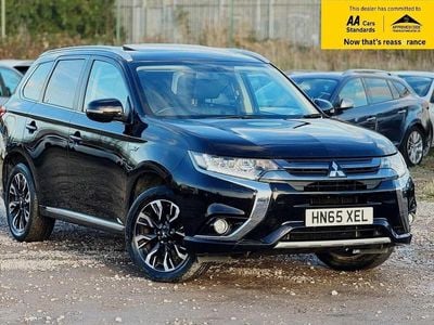 Black Used 2015 Mitsubishi Outlander P-HEV Estate | £9,188 (Fair price)