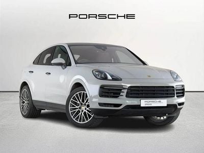 Usado Porsche Cayenne Platinum Edition 334 HP (245 kW) 2023 Cinzento SUV