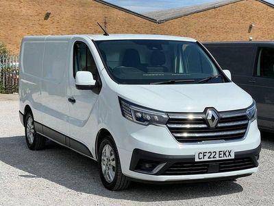 White Used 2022 Renault Trafic MPV | £16,495 (Good price)