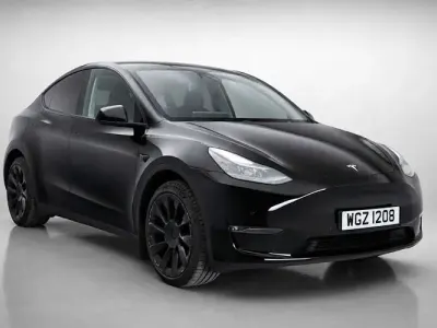 Used Tesla Model Y Long Range AWD 286 kW (389 HP) 2025 SUV