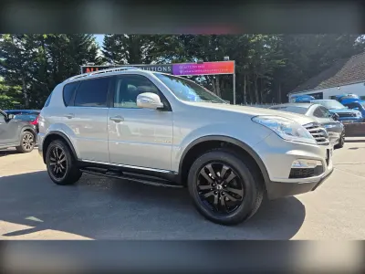 Used SsangYong Rexton 155 HP (114 kW) 2014 White SUV