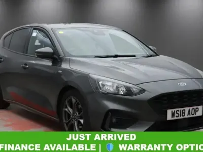 Używany Ford Focus ST-Line 125 KM (91 kW) 2018 Szary Hatchback
