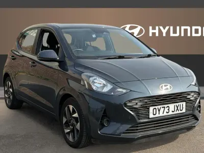 Used Hyundai i10 Advanced 67 HP (49 kW) 2023 Grey Hatchback