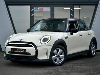 Used Mini Cooper Classic 2021 White Hatchback