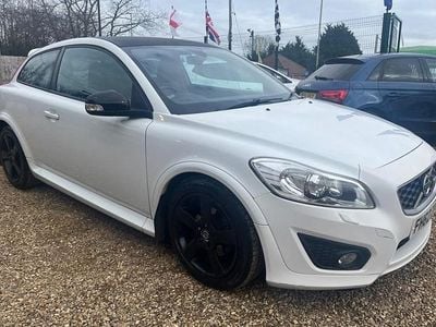 Used Volvo C30 R-Design 115 HP (84 kW) 2013 White Hatchback