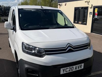 Used Citroën Berlingo 100 HP (73 kW) 2020 White MPV