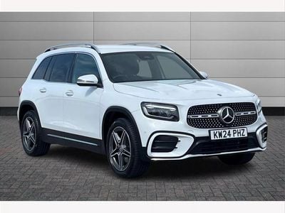 Mercedes GLB220