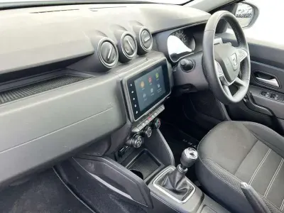 Used Dacia Duster Comfort 91 HP (66 kW) 2022 Glacier white SUV