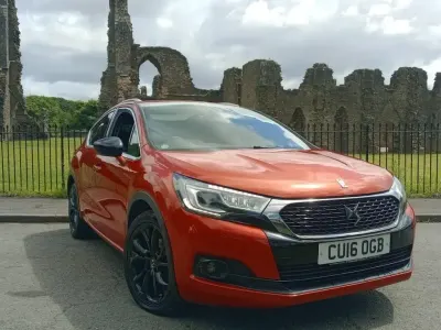 Used DS Automobiles DS4 120 HP (88 kW) 2016 Orange Hatchback