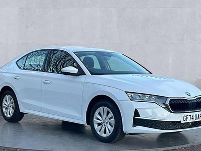 White Used 2024 Skoda Octavia SE Technology Hatchback | £19,600 (Fair price)