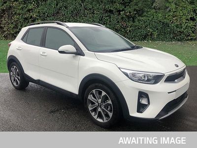 White Used 2019 Kia Stonic SUV | £8,995 (Fair price)