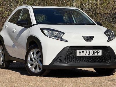 Used Toyota Aygo X PURE 72 HP (52 kW) 2025 SUV
