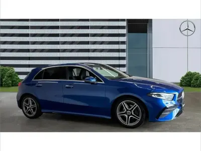 Usado Mercedes A200 Executive 161 CV (118 kW) 2024 Azul Utilitario