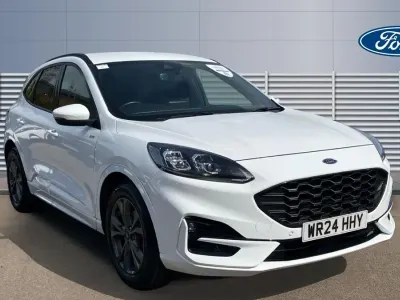 Begagnad Ford Kuga ST-Line 190 HK (139 kW) 2023 Vit SUV