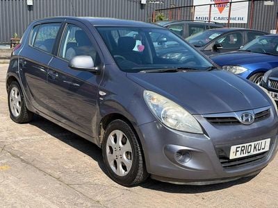 Używany Hyundai i20 Comfort 2010 Szary Hatchback
