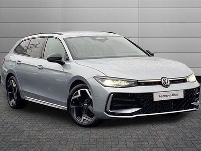 New VW Passat R-line 150 HP (110 kW) 2026 Oyster silver Estate