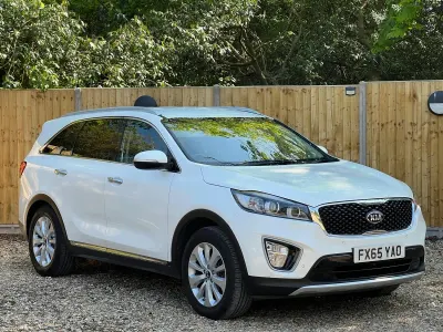 Used Kia Sorento 200 HP (147 kW) 2015 White SUV