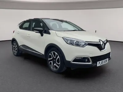 Used Renault Captur Dynamique 90 HP (66 kW) 2015 Ivory SUV