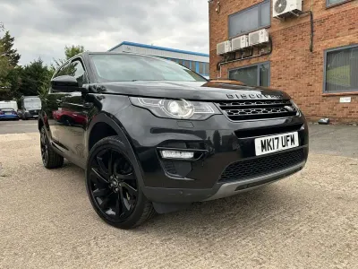 Used Land Rover Discovery Sport HSE 180 HP (132 kW) 2017 Black SUV