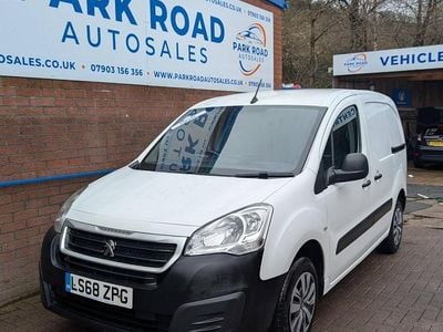 Used Peugeot Partner 2018 White