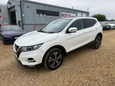 Used Nissan Qashqai N-Connecta 140 HP (102 kW) 2021 White SUV