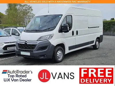 Begagnad Citroën Relay 140 HK (102 kW) 2023 Vit Van