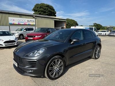 Porsche Macan S