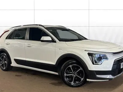 Used Kia Niro 141 HP (103 kW) 2023 White SUV
