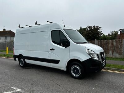 Nissan NV400