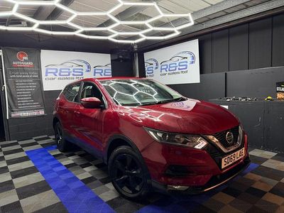 Used Nissan Qashqai Acenta Premium 140 HP (102 kW) 2019 Red SUV