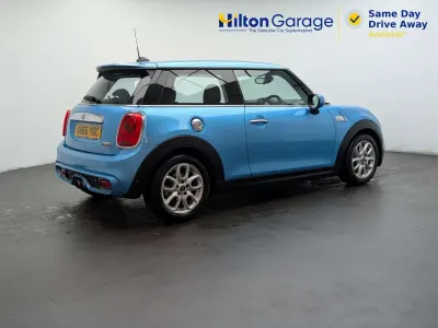 Używany Mini Cooper S Hatch 2016 Niebieski Hatchback