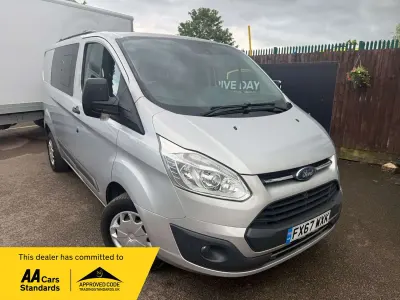 Used Ford Transit Custom Trend 105 HP (77 kW) 2017 Silver Van