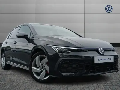 Second-hand VW Golf VIII GTE 272 CP (200 kW) 2024 Gri Hatchback