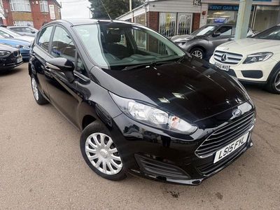 Używany Ford Fiesta Style 82 KM (60 kW) 2015 Czarny Hatchback