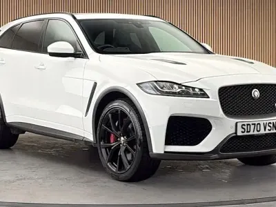 Used Jaguar F-Pace SVR 551 HP (405 kW) 2020 Fuji white SUV