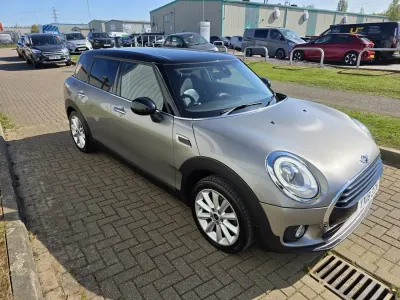 Używany Mini Cooper Clubman 136 KM (100 kW) 2018 Srebrny Kombi