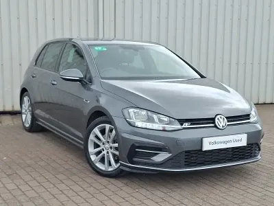 Usado VW Golf VII R-line 150 HP (110 kW) 2019 Cinzento Citadino