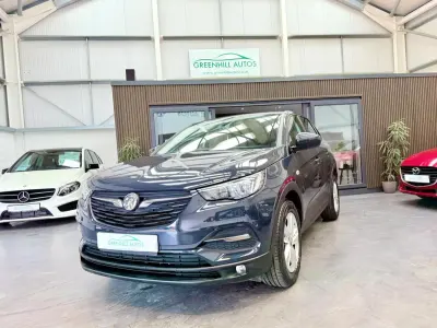 Used Vauxhall Grandland X 130 HP (95 kW) 2018 Grey SUV
